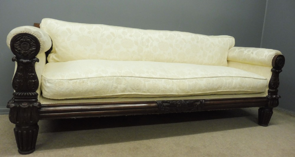 MAGNIFICENT  MAHOGANY VICTORIAN SOFA