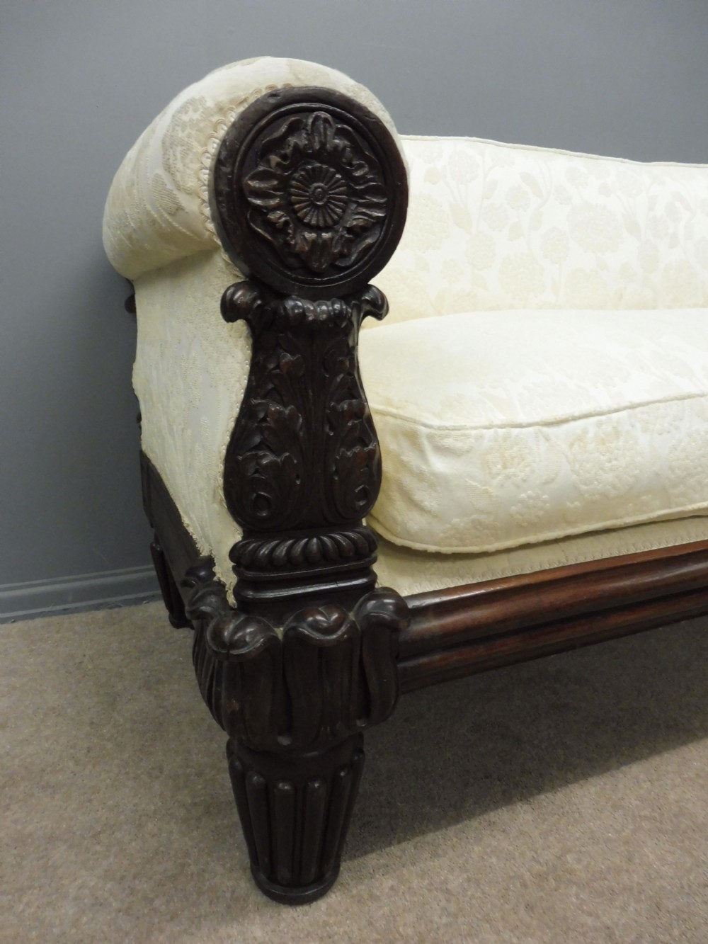 MAGNIFICENT  MAHOGANY VICTORIAN SOFA View IV