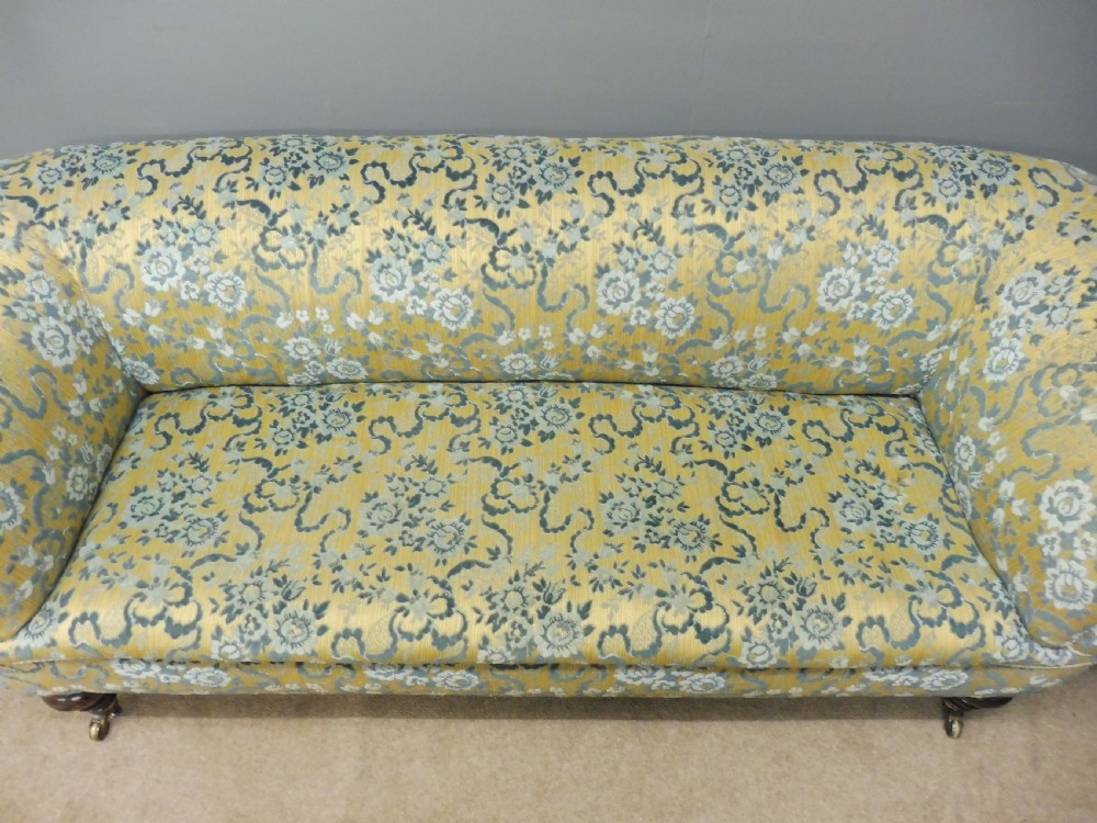 VICTORIAN CHESTERFIELD SOFA View VIII