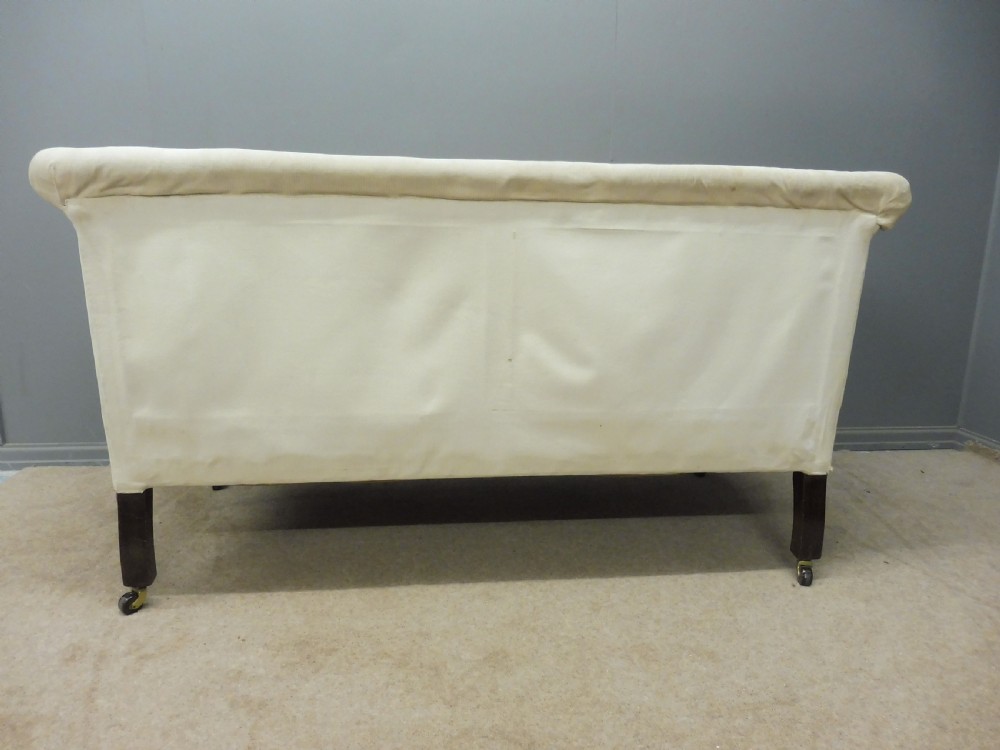 SMALL VICTORIAN PERIOD BOX SHAPED SOFA CIRCA 1890 View IV