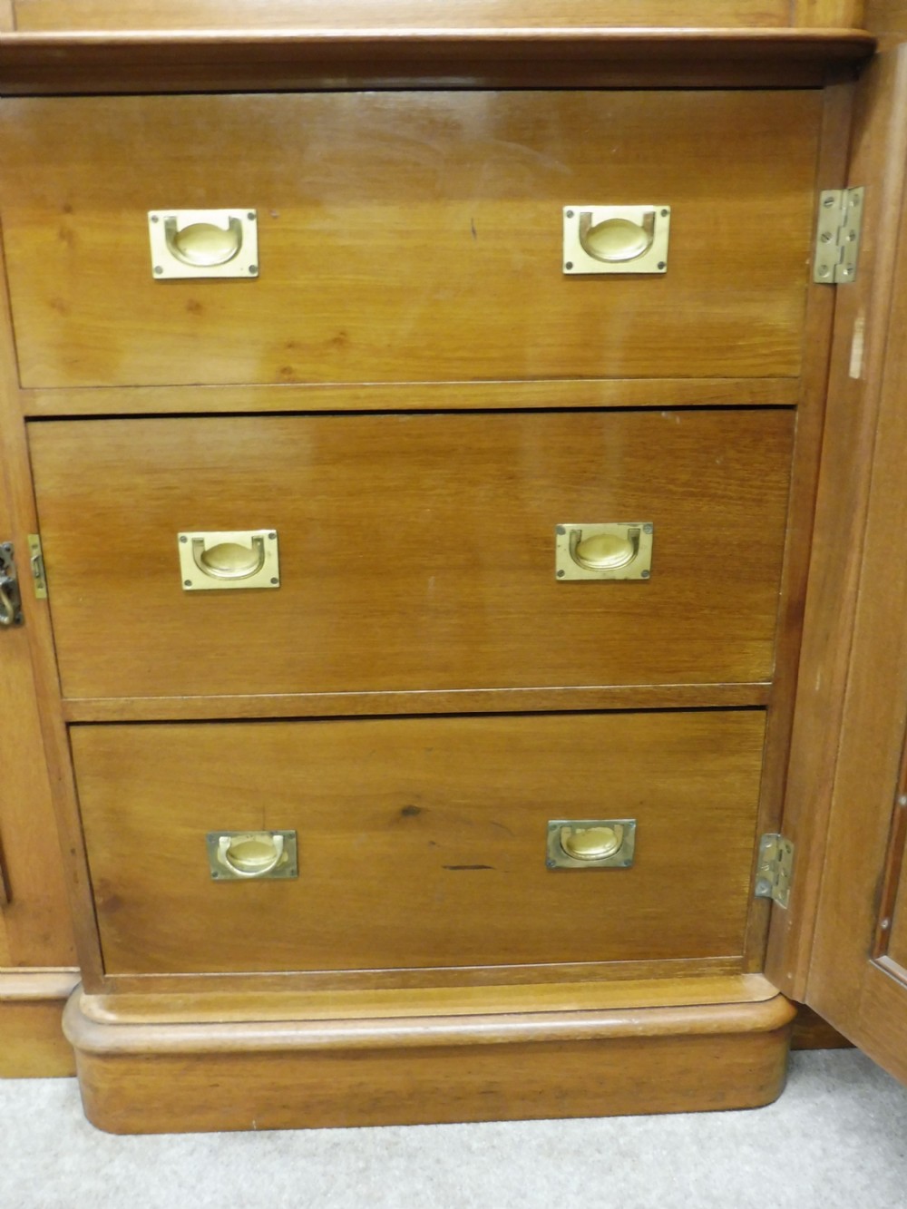 VICTORIAN MAHOGANY BREAKFRONT BOOKCASE View XI