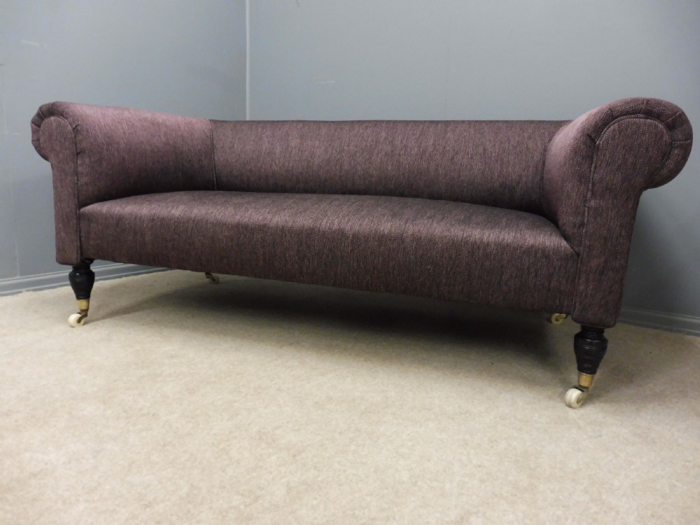 VICTORIAN CHESTERFIELD SOFA  View II