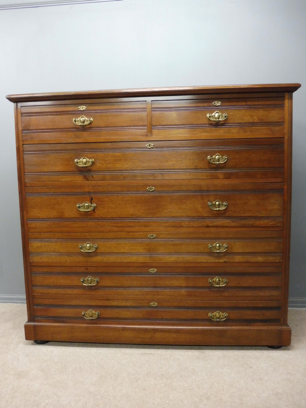 LARGE VICTORIAN WALNUT CHEST OF DRAWERS