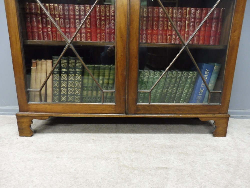 EDWARDIAN MAHOGANY GLASS FRONTED BOOKCASE View VII