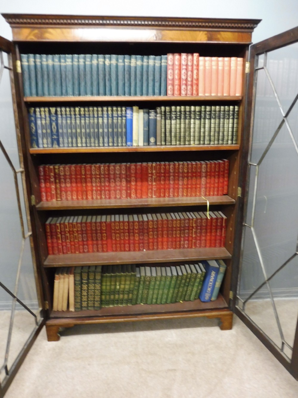 EDWARDIAN MAHOGANY GLASS FRONTED BOOKCASE View VIII