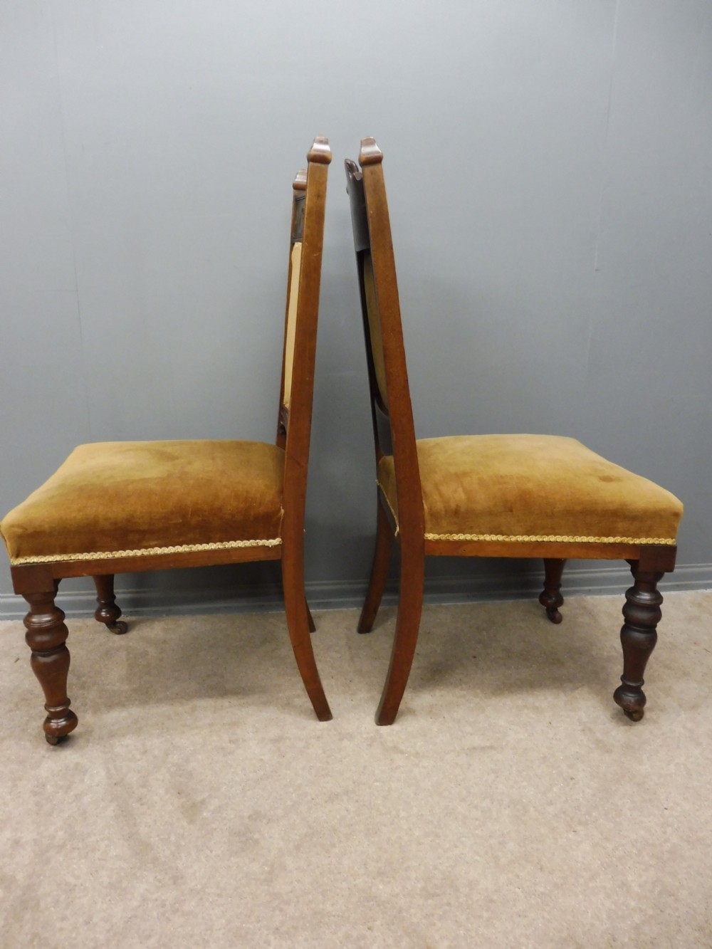 SET OF 6 WALNUT ARTS AND CRAFTS DINING CHAIRS View VI