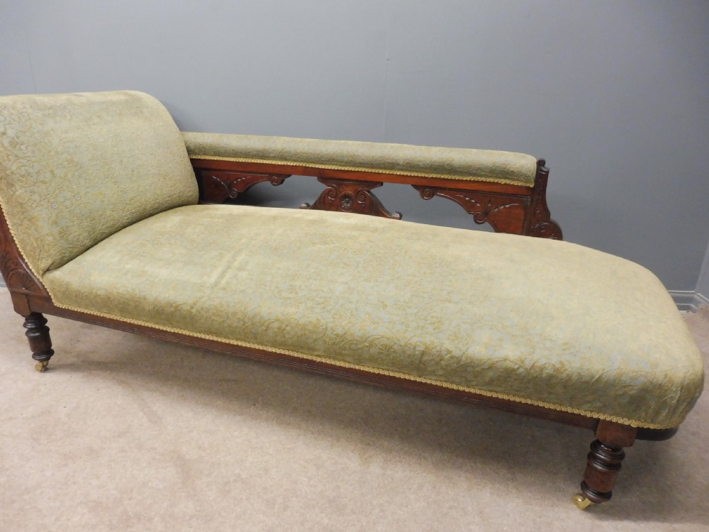 LATE VICTORIAN WALNUT CHAISE LONG IN EXCELLENT CONDITION View XIII