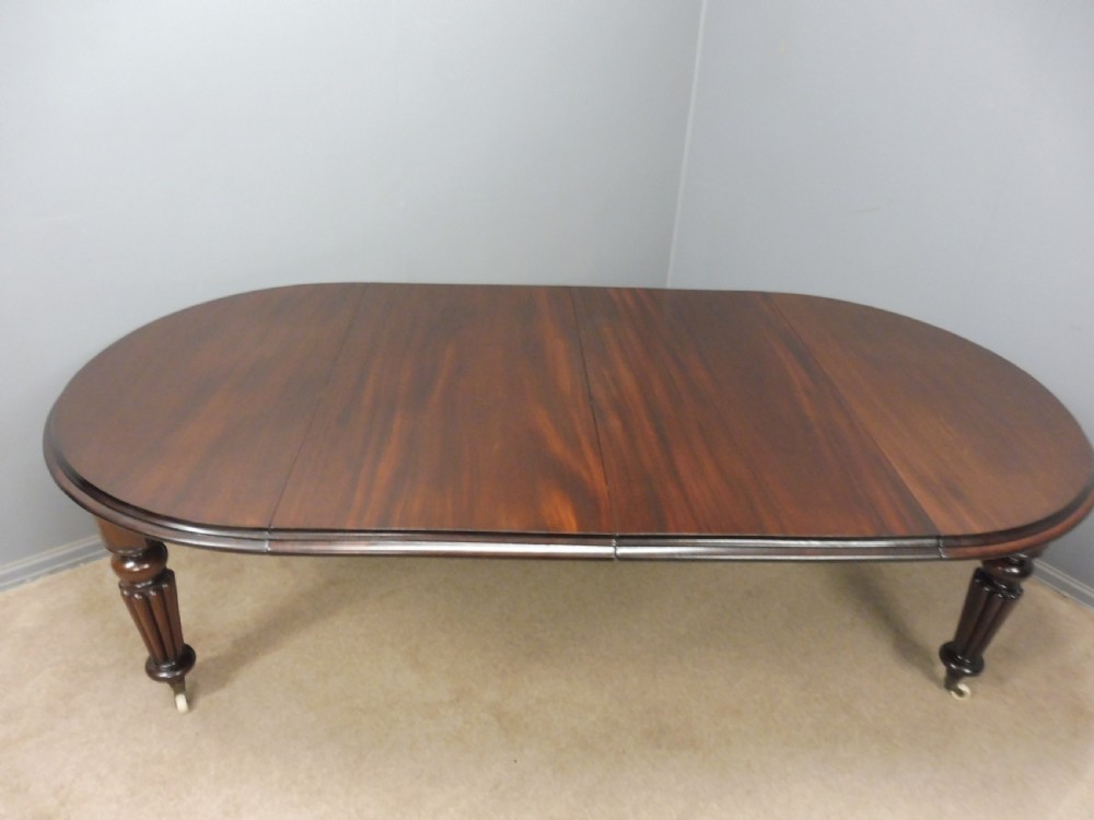 VICTORIAN MID 19TH CENTURY MAHOGANY EXTENDING DINING TABLE SEATS 8 View VI