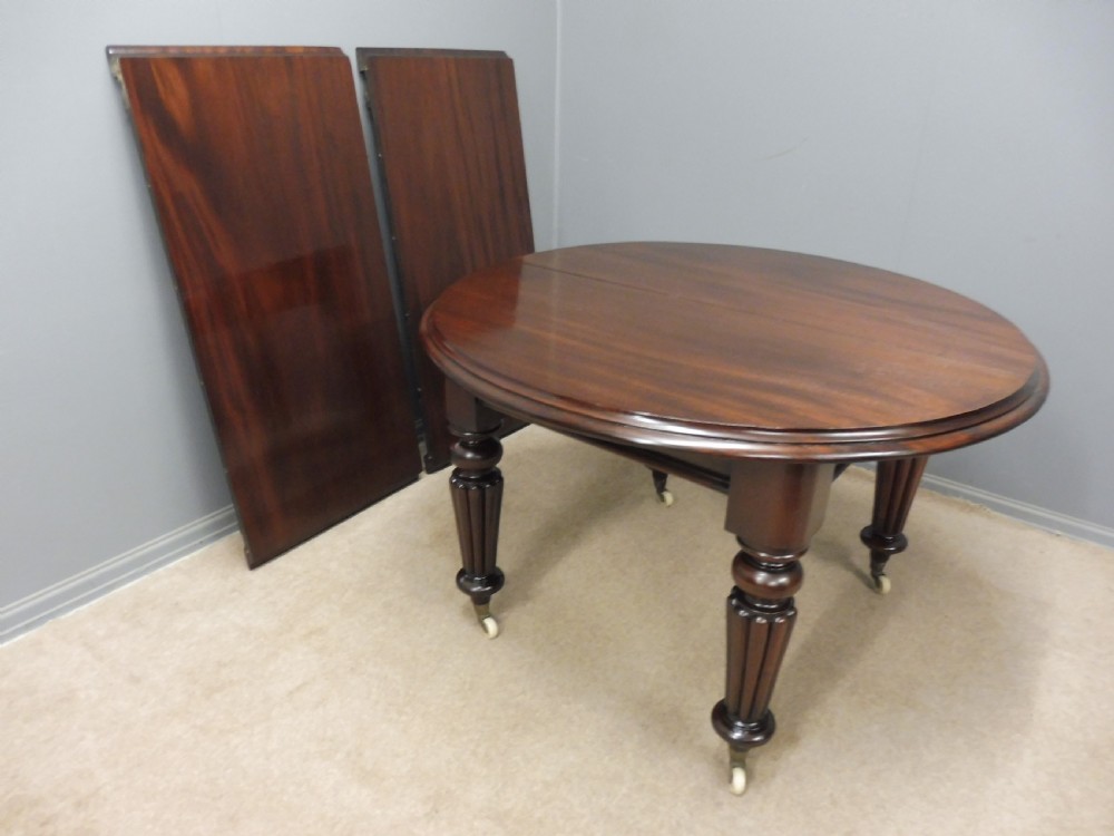 VICTORIAN MID 19TH CENTURY MAHOGANY EXTENDING DINING TABLE SEATS 8 View IX