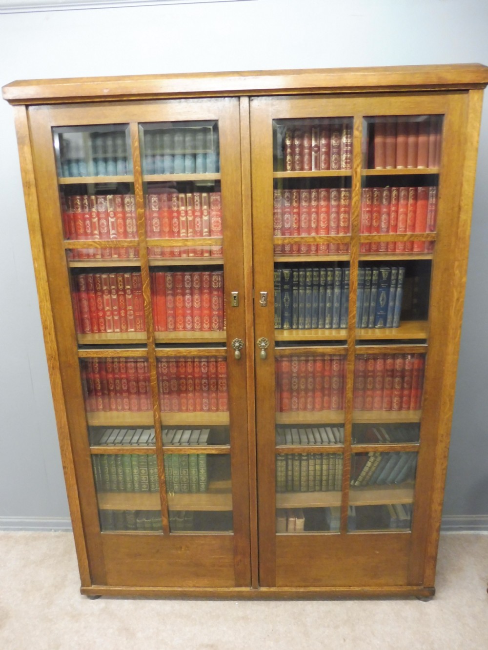OAK  BOOKCASE View III