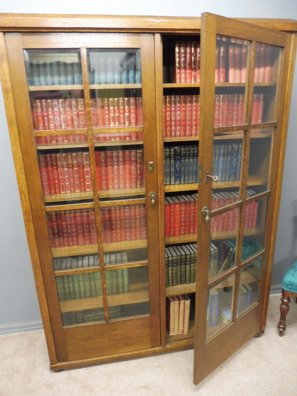 OAK  BOOKCASE View X