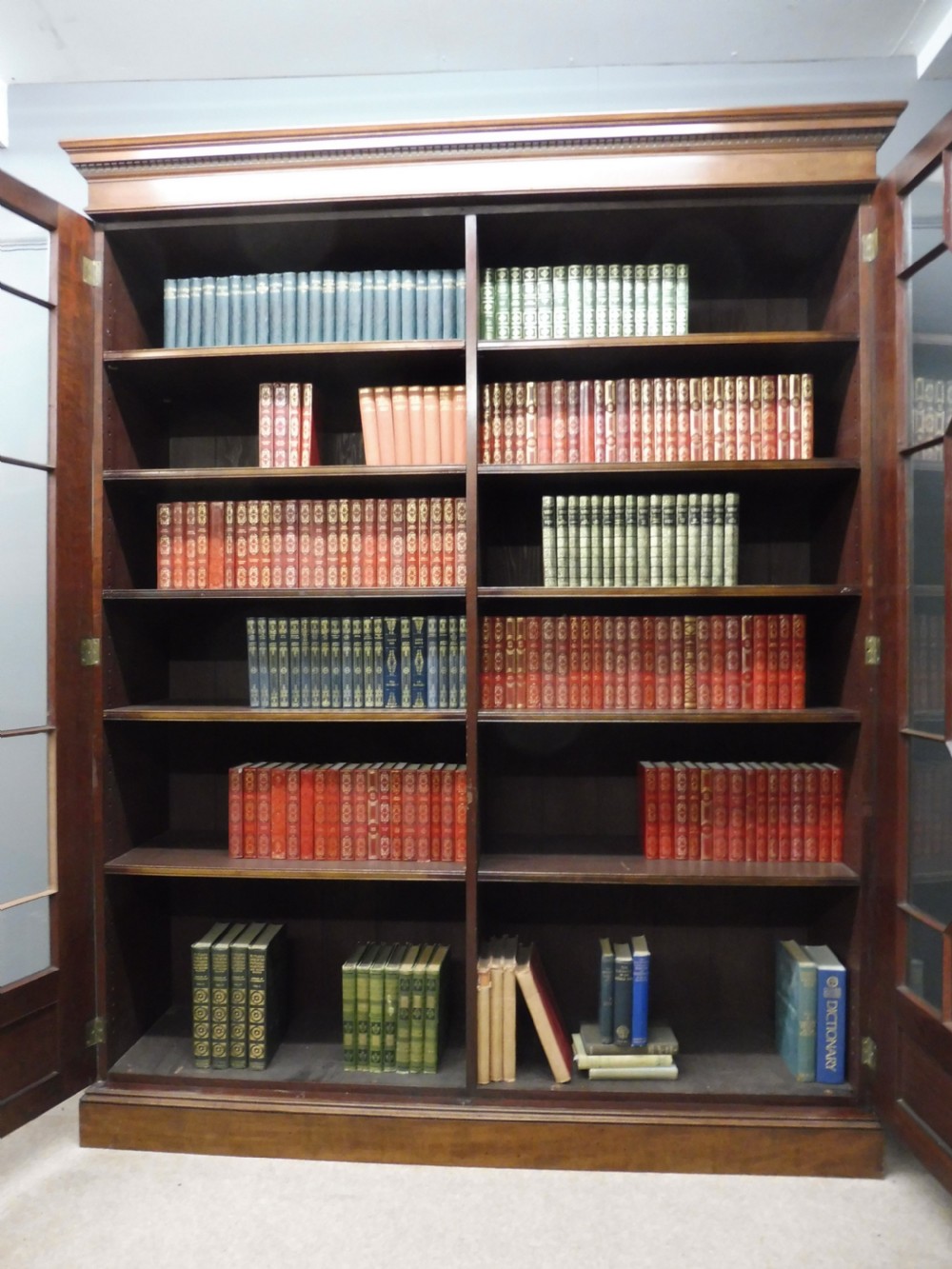 LARGE DEEP MAHOGANY BOOKCASE View VIII