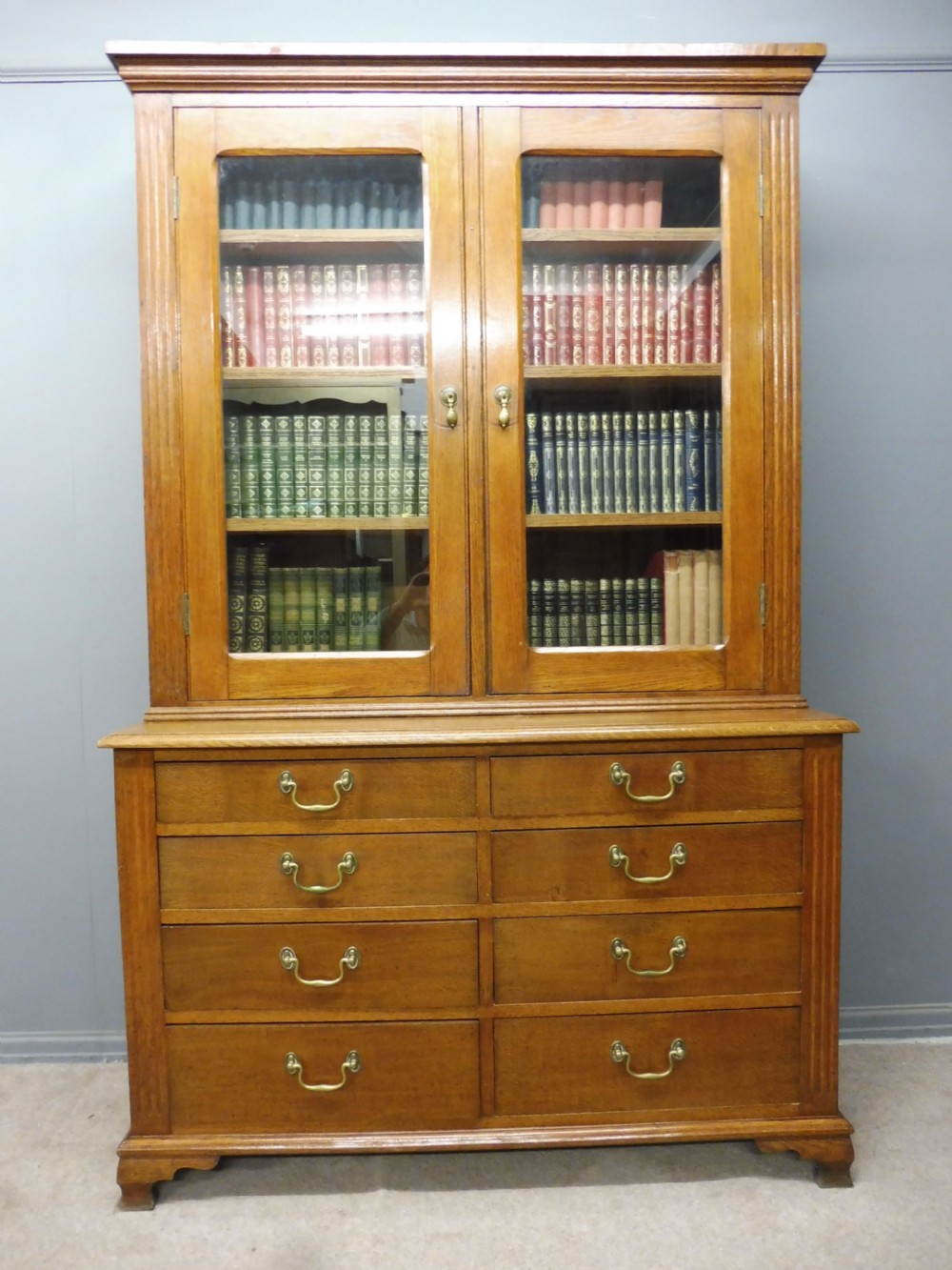 ANTIQUE OAK BOOKCASE ON CHEST CIRCA 1900 View II