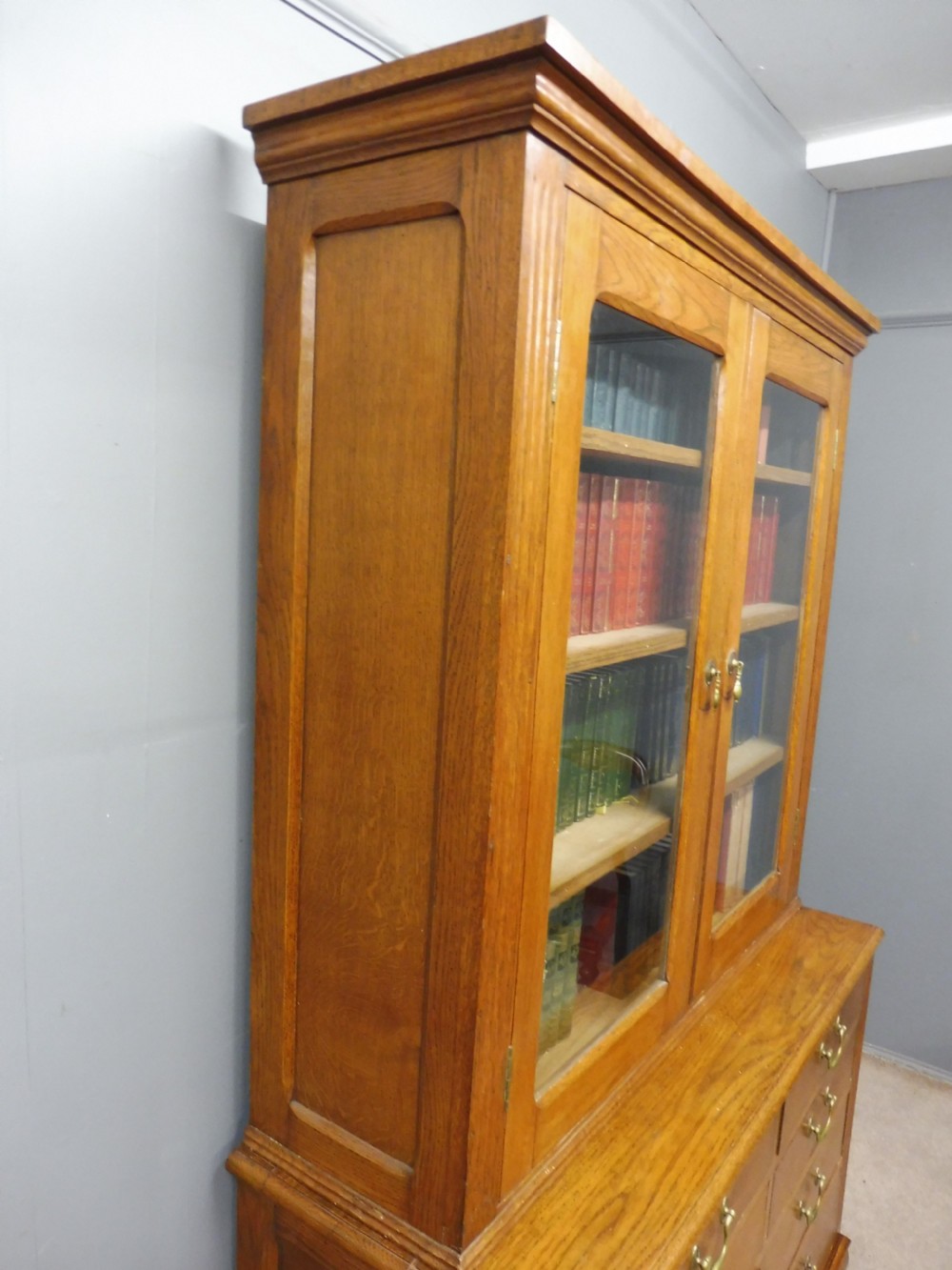 ANTIQUE OAK BOOKCASE ON CHEST CIRCA 1900 View IV