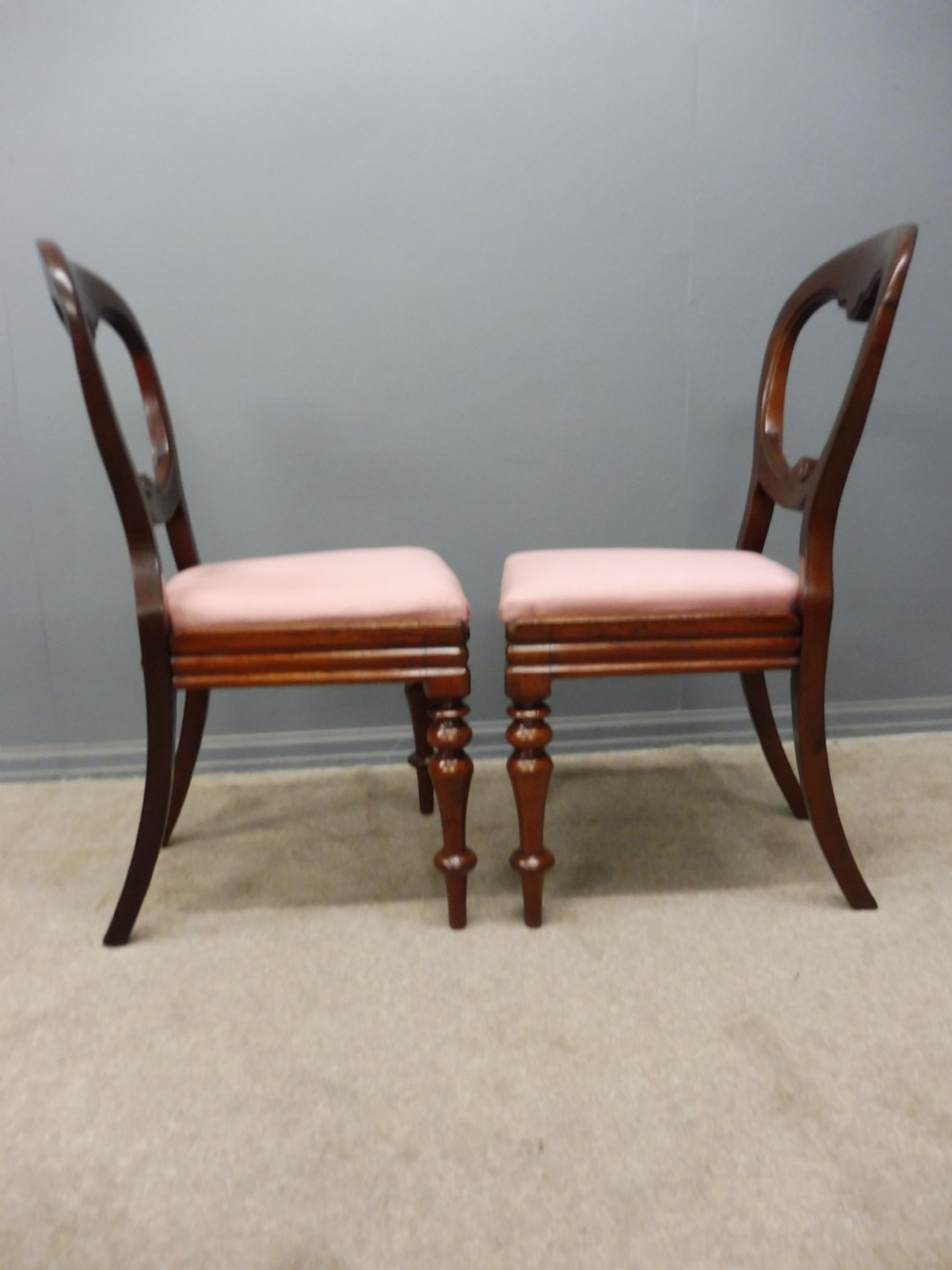 SET OF 8 ANTIQUE VICTORIAN BALLOON BACK DINING CHAIRS CIRCA 1870 View VIII