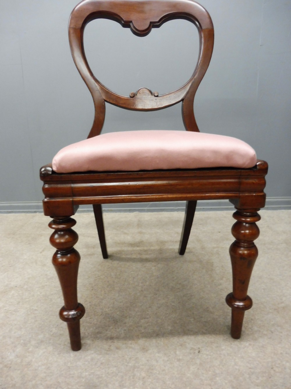 SET OF 8 ANTIQUE VICTORIAN BALLOON BACK DINING CHAIRS CIRCA 1870 View XI