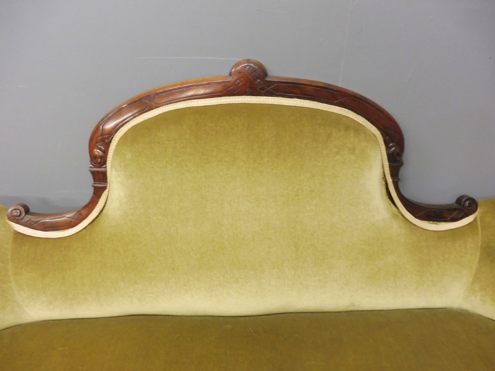 ANTIQUE VICTORIAN ROSEWOOD SHOWFRAME SOFA  View VIII