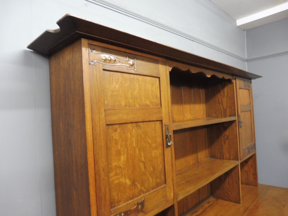 OAK ARTS AND CRAFTS DRESSER BY MAPLE AND CO View VI