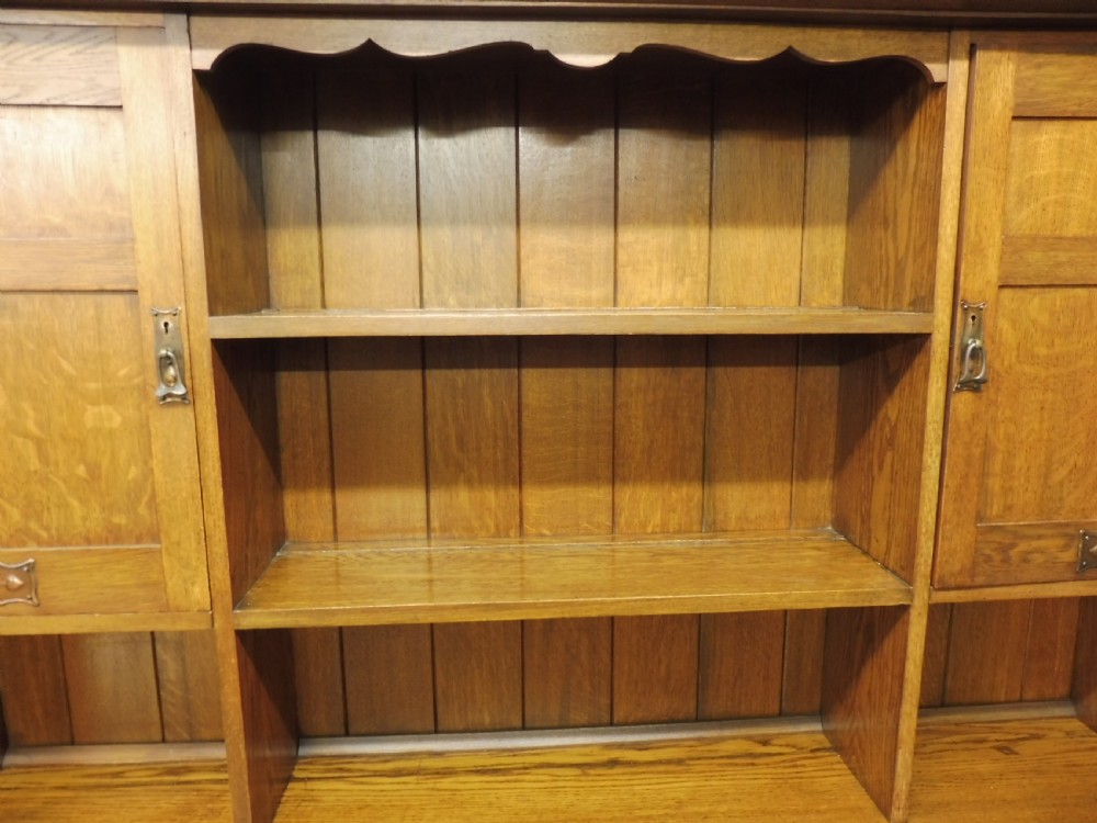 OAK ARTS AND CRAFTS DRESSER BY MAPLE AND CO View VIII