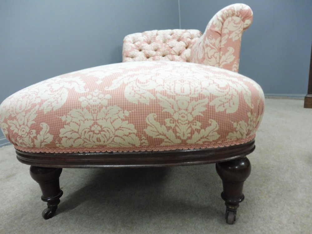 VICTORIAN MAHOGANY CHAISE LONGUE View VIII