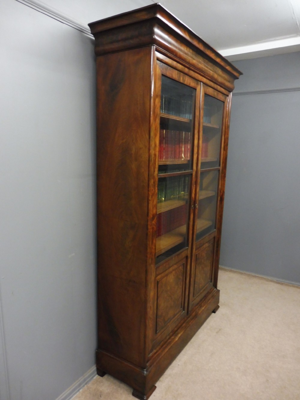 LARGE FRENCH 19TH CENTURY MAHOGANY BOOKCASE View V