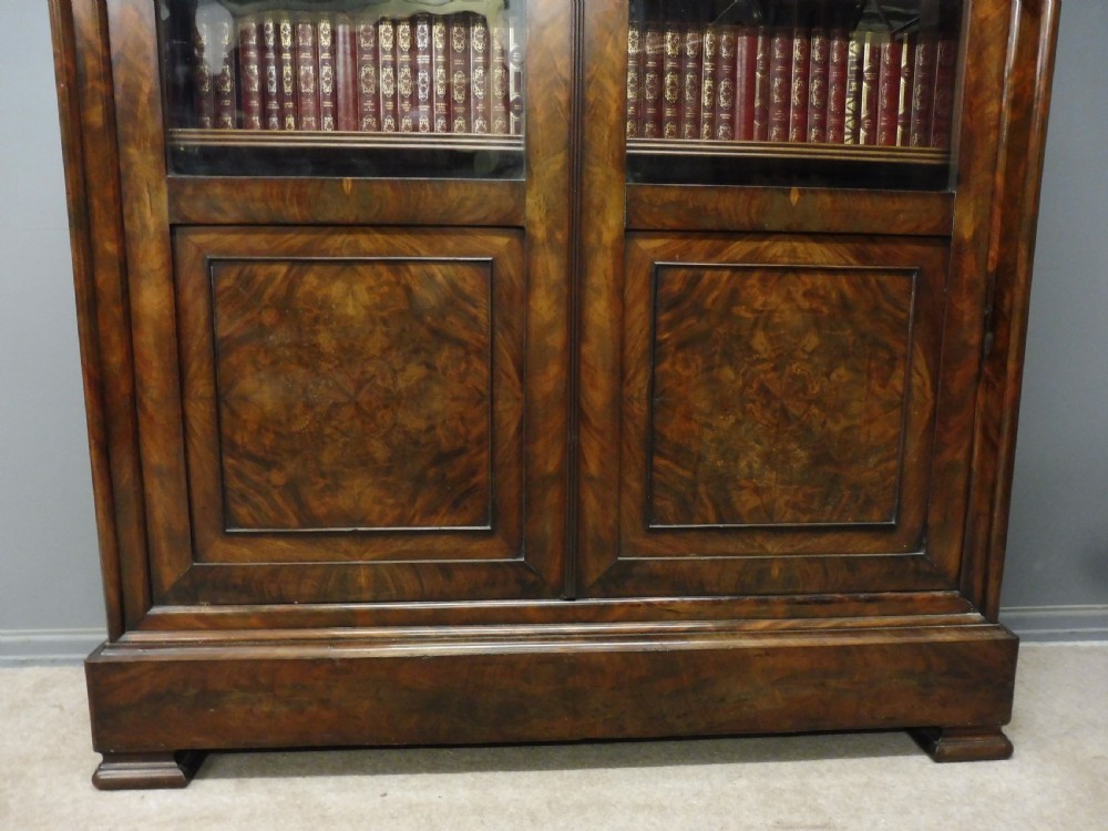 LARGE FRENCH 19TH CENTURY MAHOGANY BOOKCASE View VI