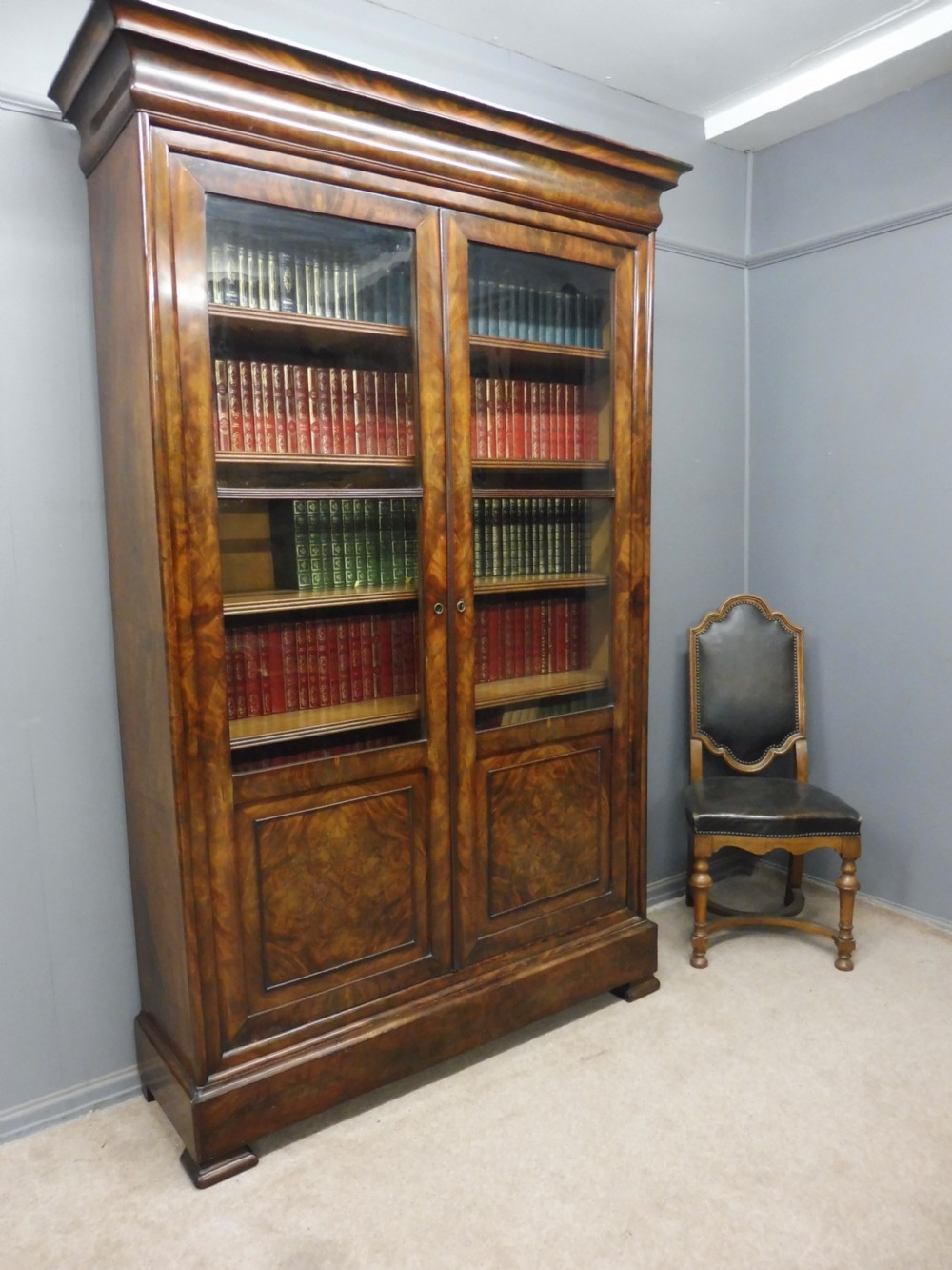 LARGE FRENCH 19TH CENTURY MAHOGANY BOOKCASE View X