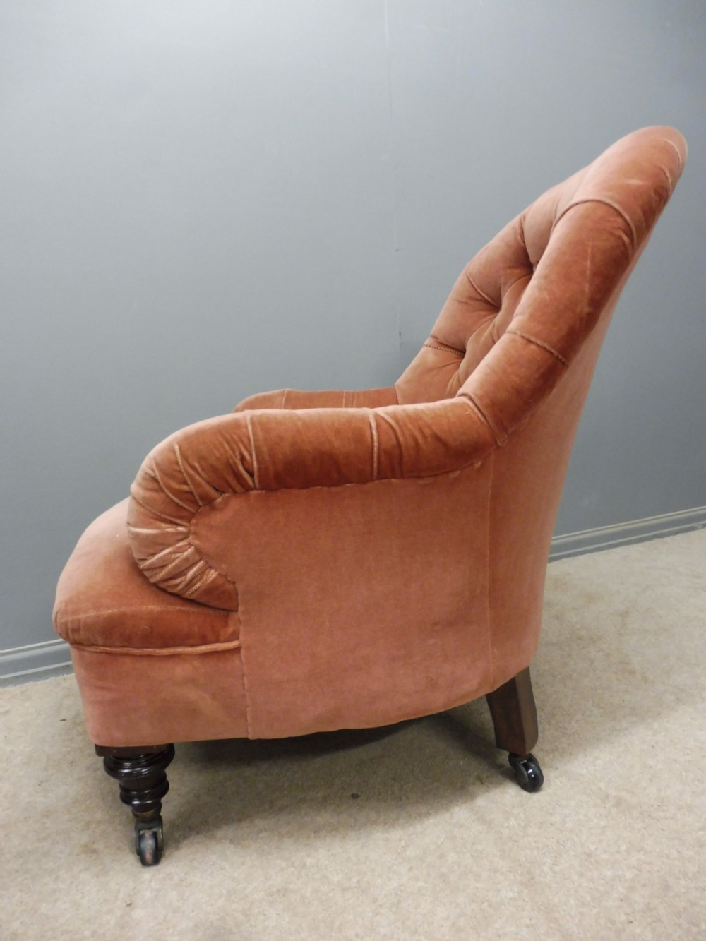 COMFORTABLE VICTORIAN ARMCHAIR View IV