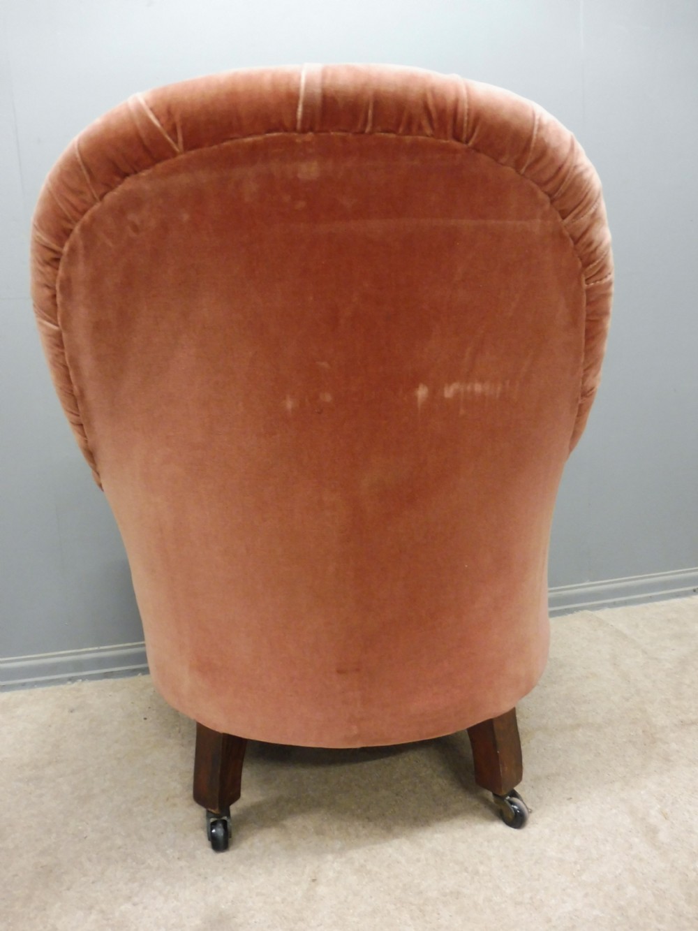 COMFORTABLE VICTORIAN ARMCHAIR View VI