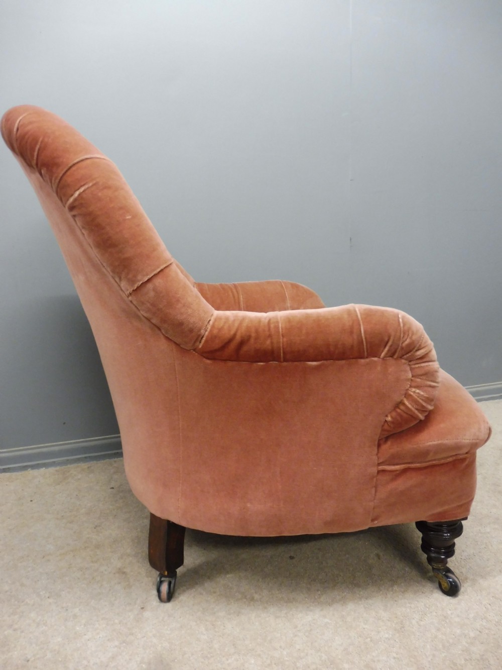 COMFORTABLE VICTORIAN ARMCHAIR View VII