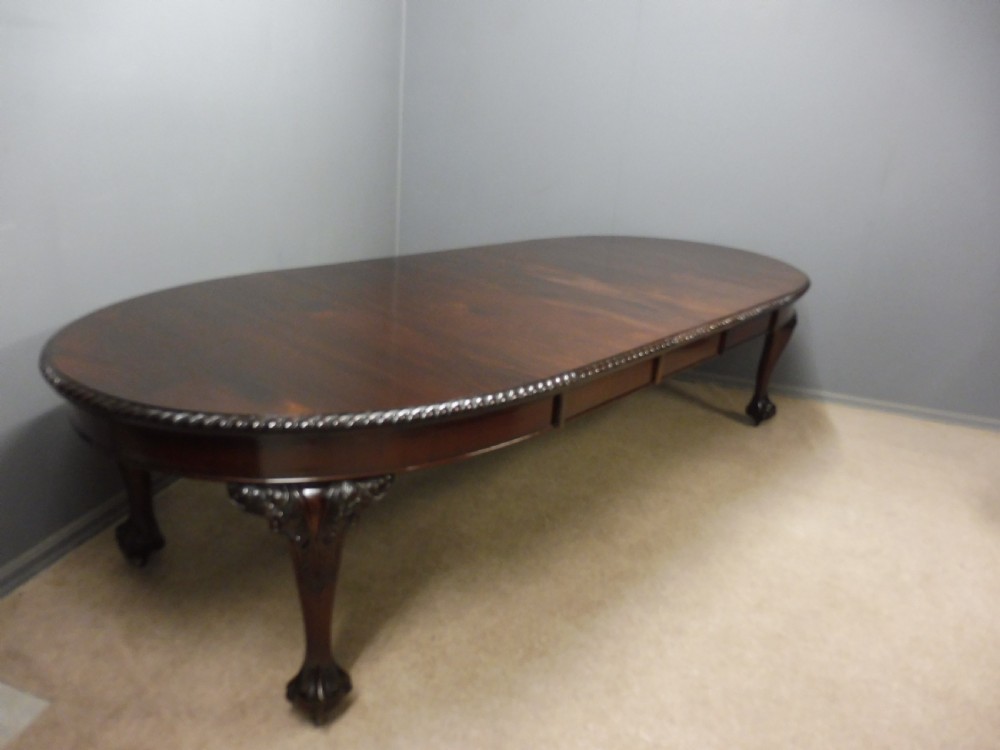 LARGE LATE VICTORIAN MAHOGANY 3 LEAF EXTENDING DINING TABLE View XII