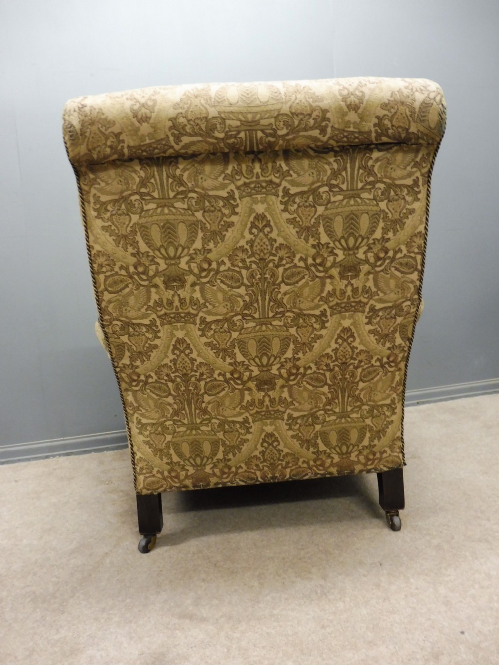VICTORIAN WALNUT  HOWARD STYLE ARMCHAIR CIRCA 1880 View IV