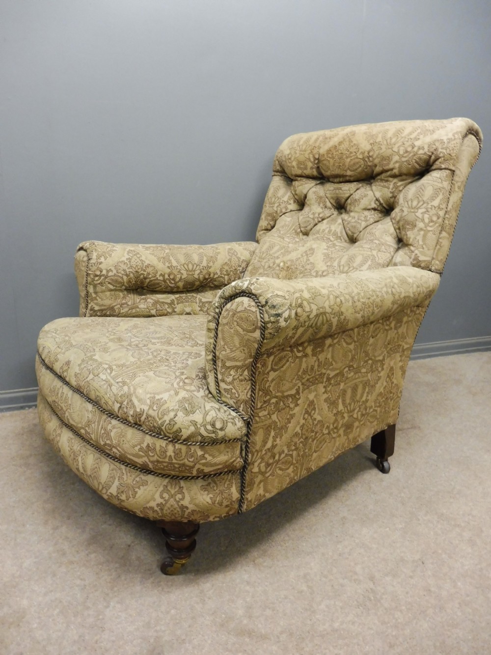 VICTORIAN WALNUT  HOWARD STYLE ARMCHAIR CIRCA 1880 View VI