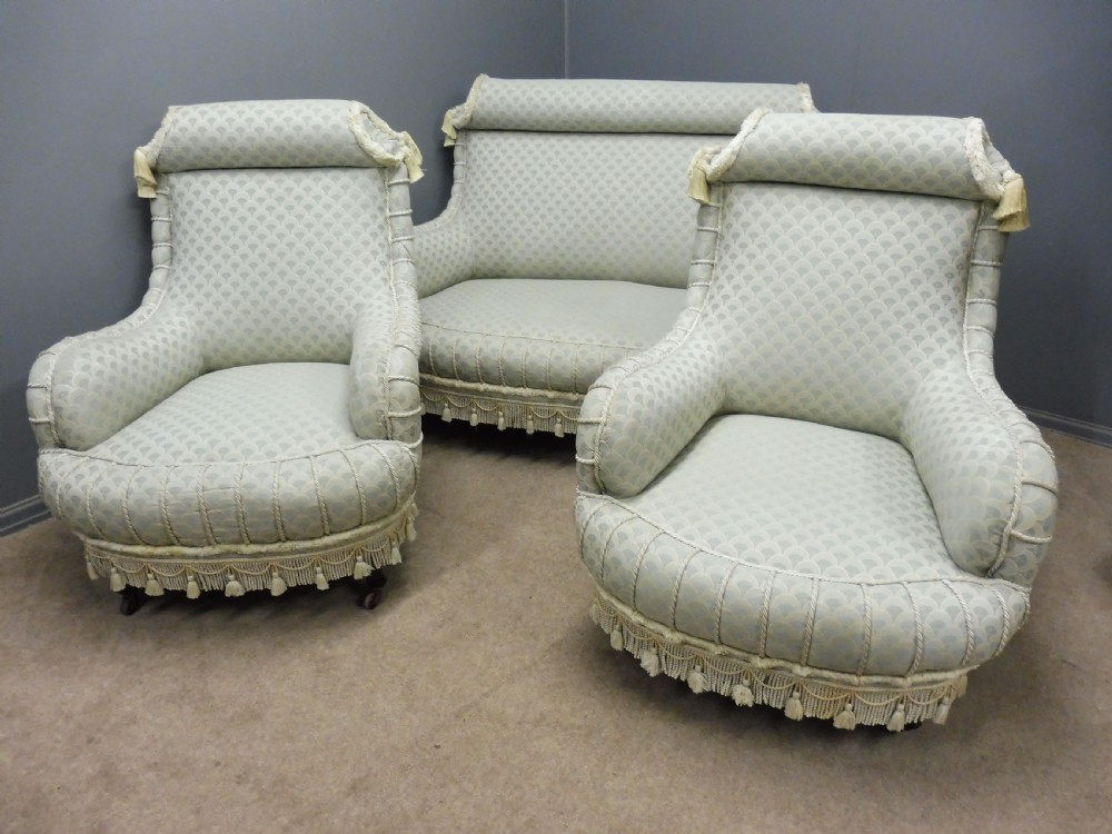 SUPERB QUALITY 19TH CENTURY VICTORIAN 3 PIECE SUITE View II