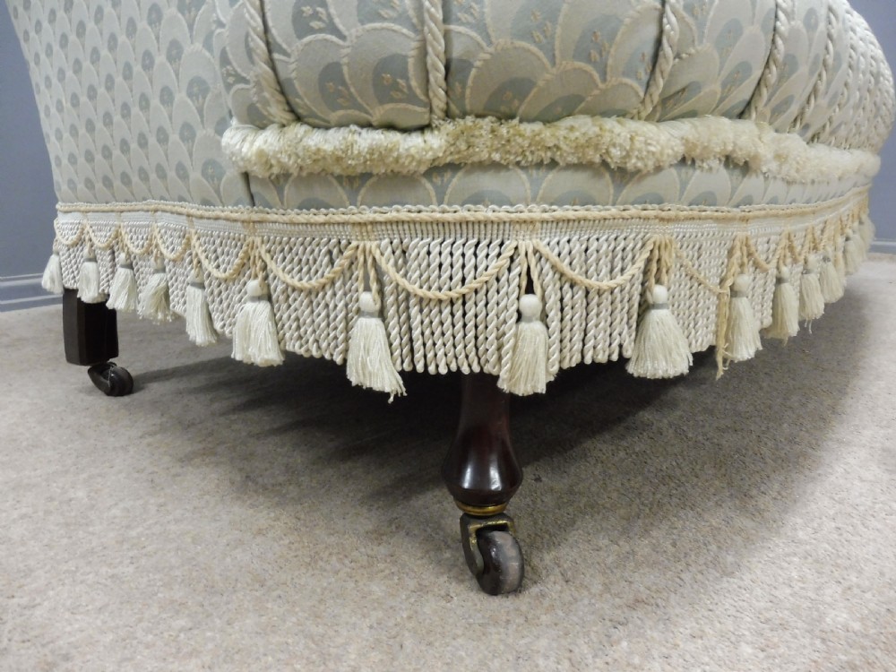 SUPERB QUALITY 19TH CENTURY VICTORIAN 3 PIECE SUITE View V