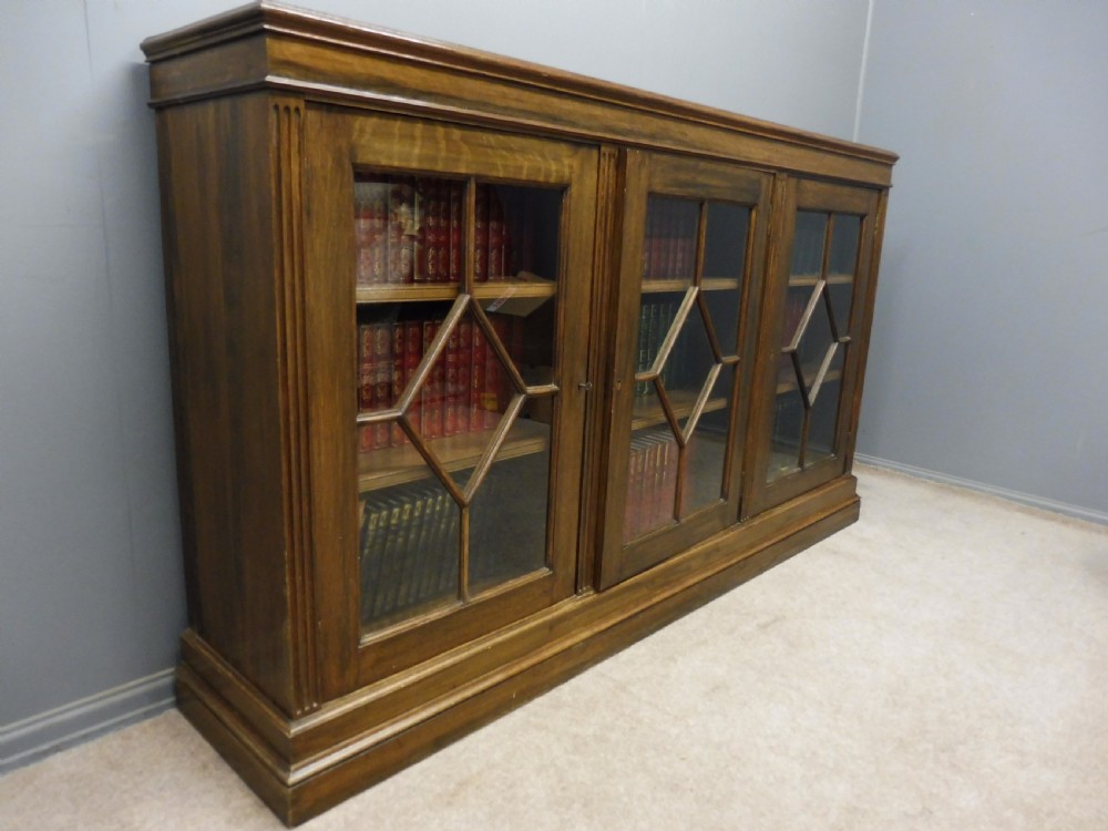 EDWARDIAN OAK 3 DOOR BOOKCASE View III