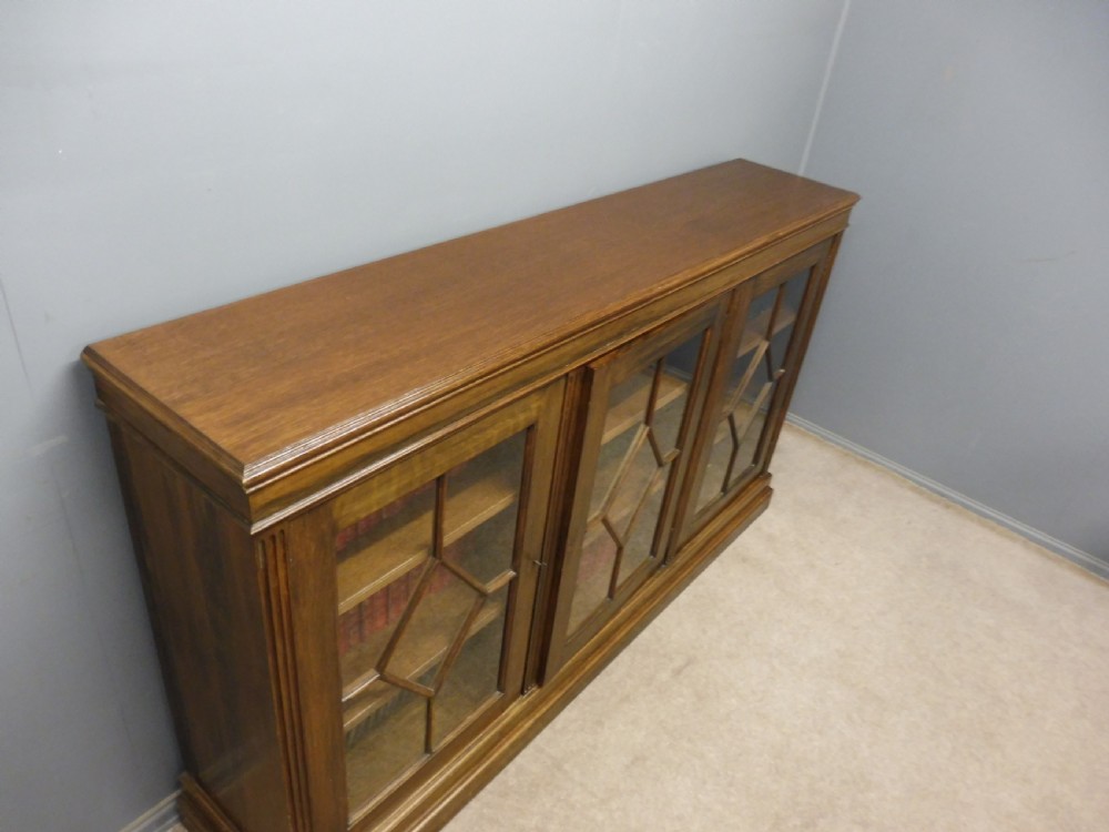 EDWARDIAN OAK 3 DOOR BOOKCASE View V