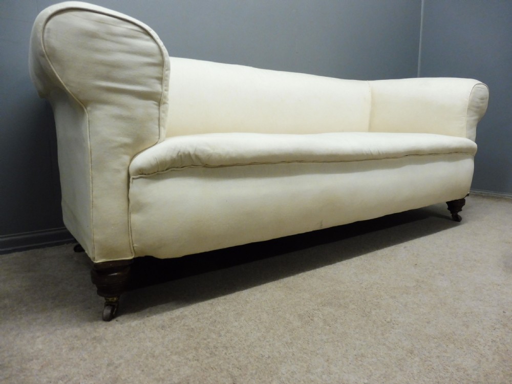 VICTORIAN CHESTERFIELD SOFA WITH OAK LEGS  View II