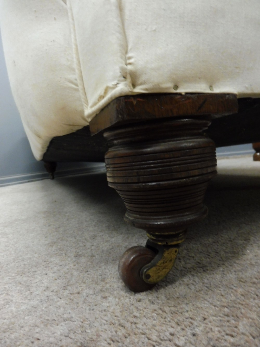 VICTORIAN CHESTERFIELD SOFA WITH OAK LEGS  View VI