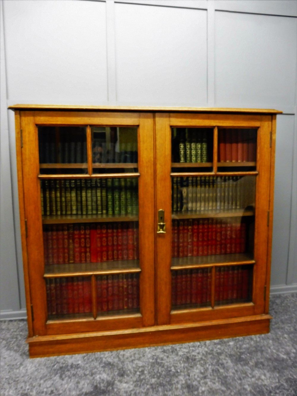 EDWARDIAN OAK BOOKCASE View II
