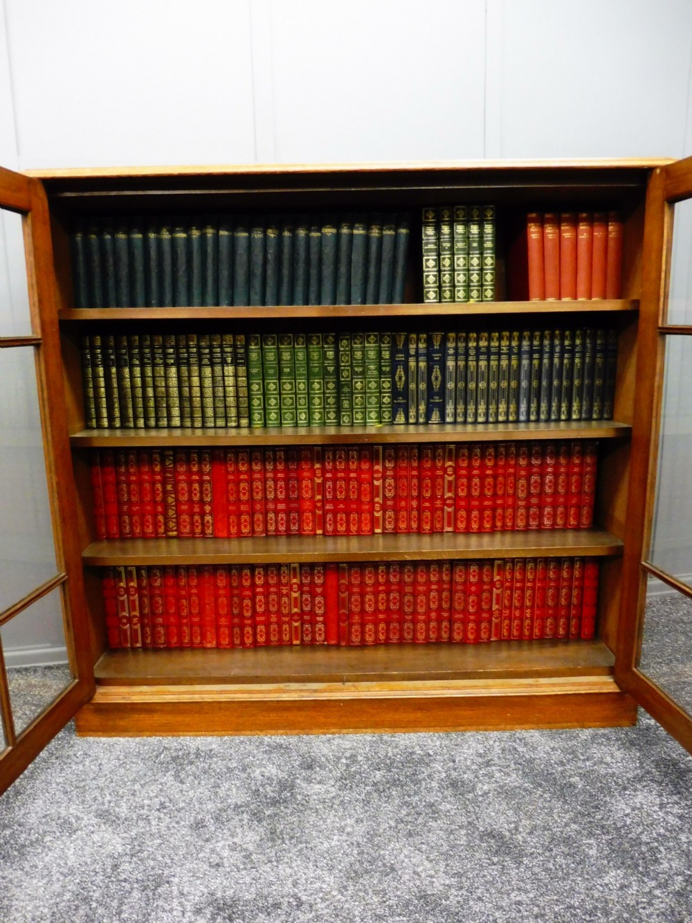 EDWARDIAN OAK BOOKCASE View VII