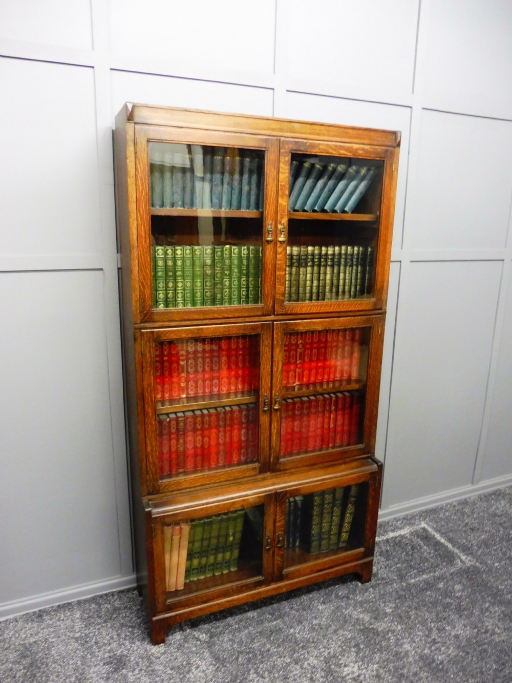 OAK SECTIONAL LAWYERS  BOOKCASE  View III