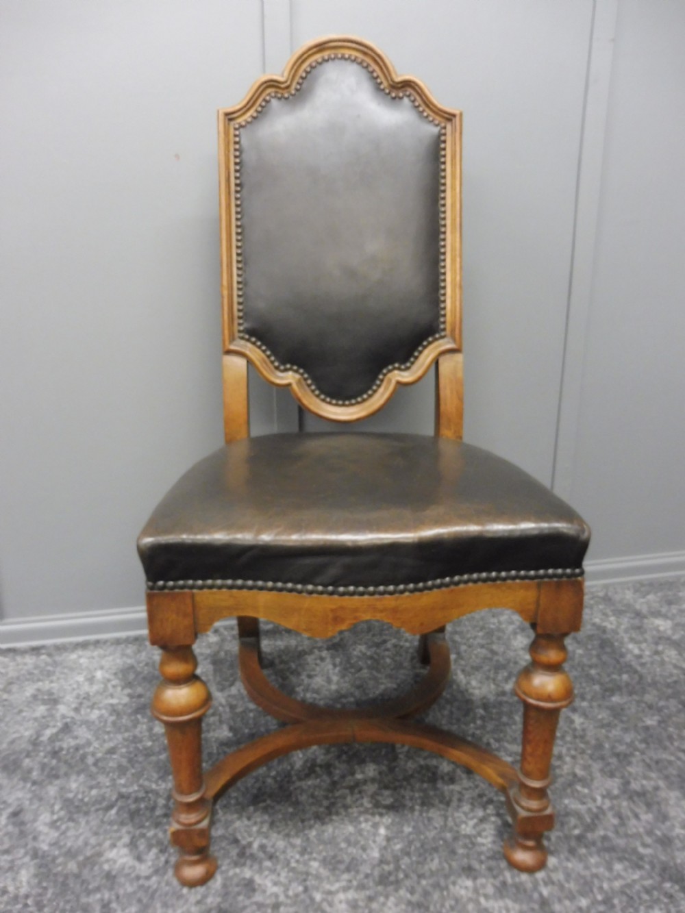 SET OF 8 EDWARDIAN OAK AND LEATHER DINING CHAIRS View X