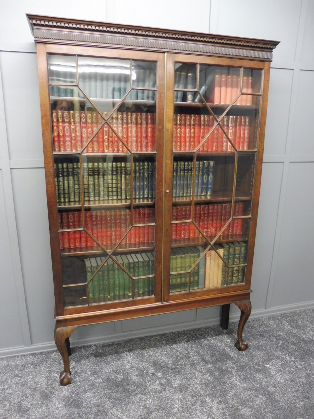 EDWARDIAN MAHOGANY BOOKCASE  View II