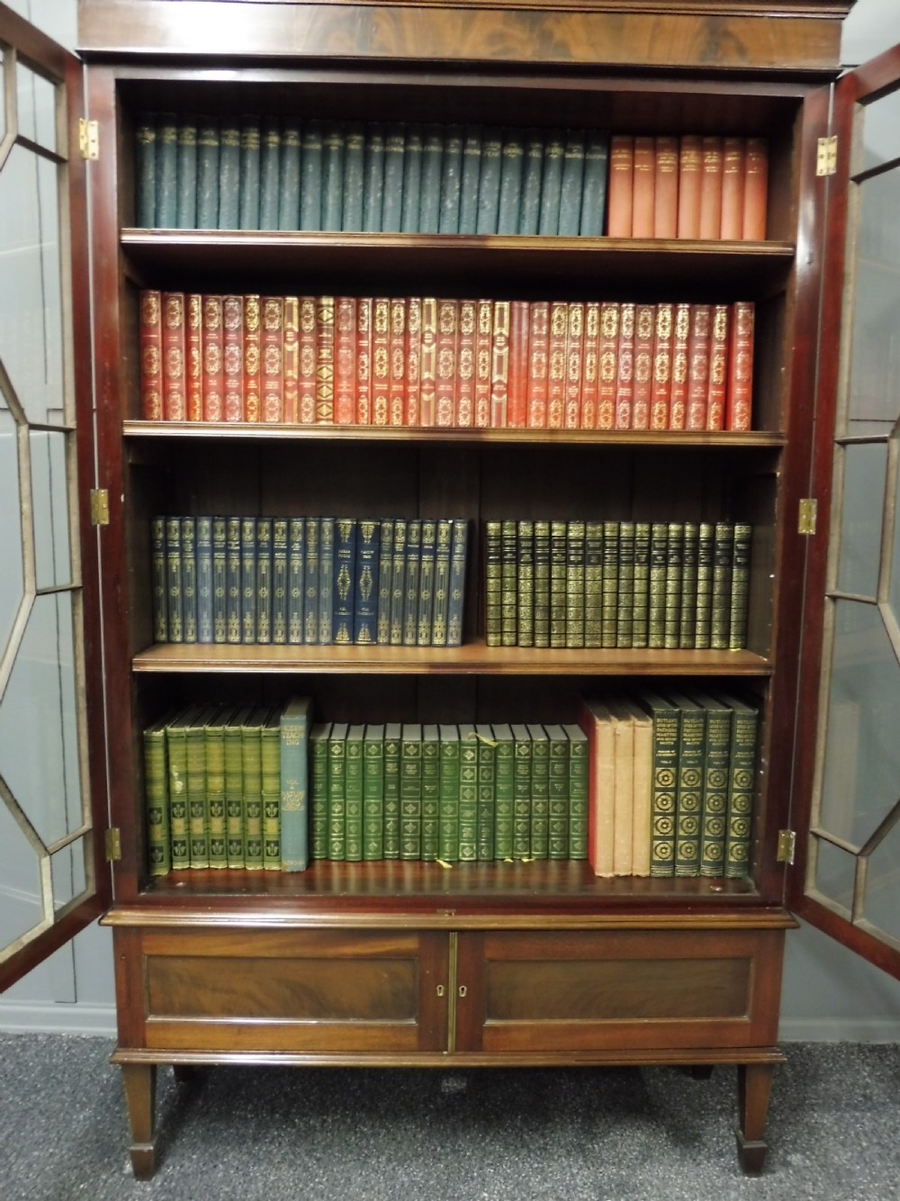EDWARDIAN MAHOGANY BOOKCASE View IX