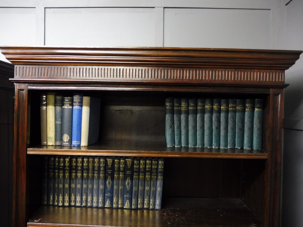 PAIR OF 19th CENTURY MAHOGANY ALCOVE BOOKCASES View VIII