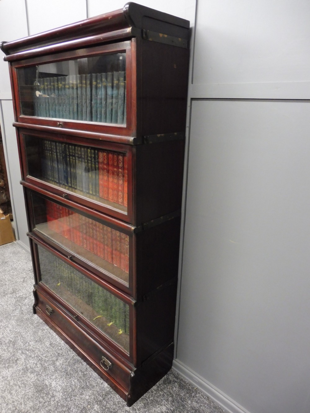 MAHOGANY GLOBE WERNICK SECTIONAL LAWYERS BOOKCASE View VIII