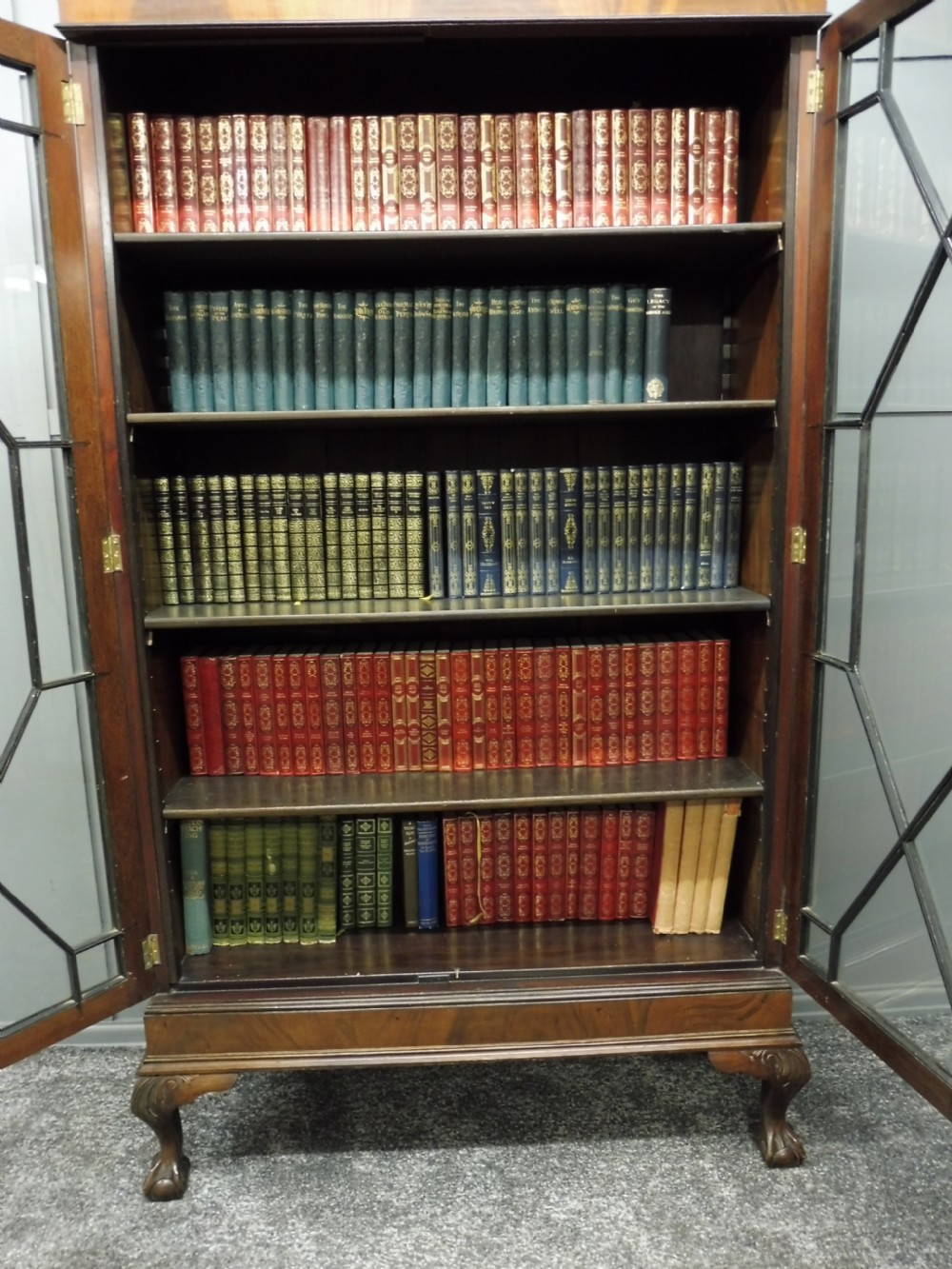 EDWARDIAN MAHOGANY BOOKCASE View V