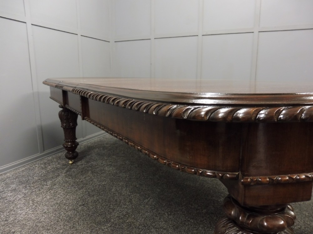 SUPERB QUALITY VICTORIAN EXTENDING DINING TABLE View XII