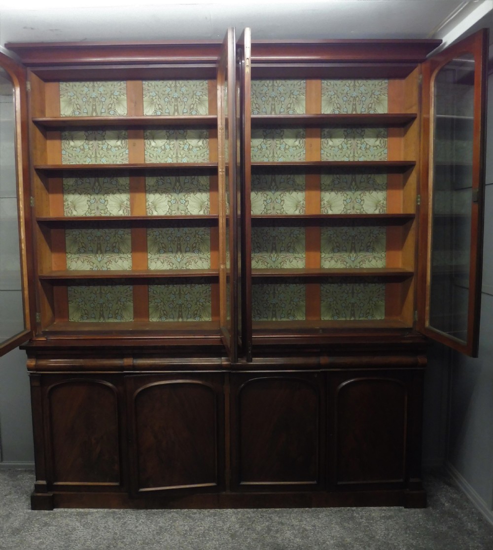 LARGE VICTORIAN MAHOGANY COUNTRY HOUSE LIBRARY BOOKCASE View V